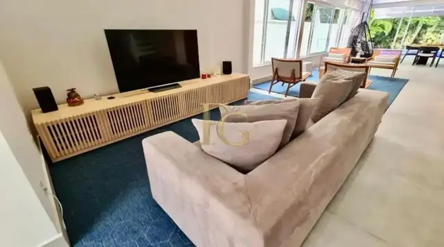 Casa de 4 suítes com 380 m², Módulo 26, Riviera de São Lourenço