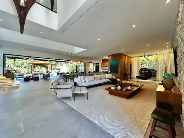 Casa de 6 suítes com 855 m², Módulo 12, Riviera de São Lourenço