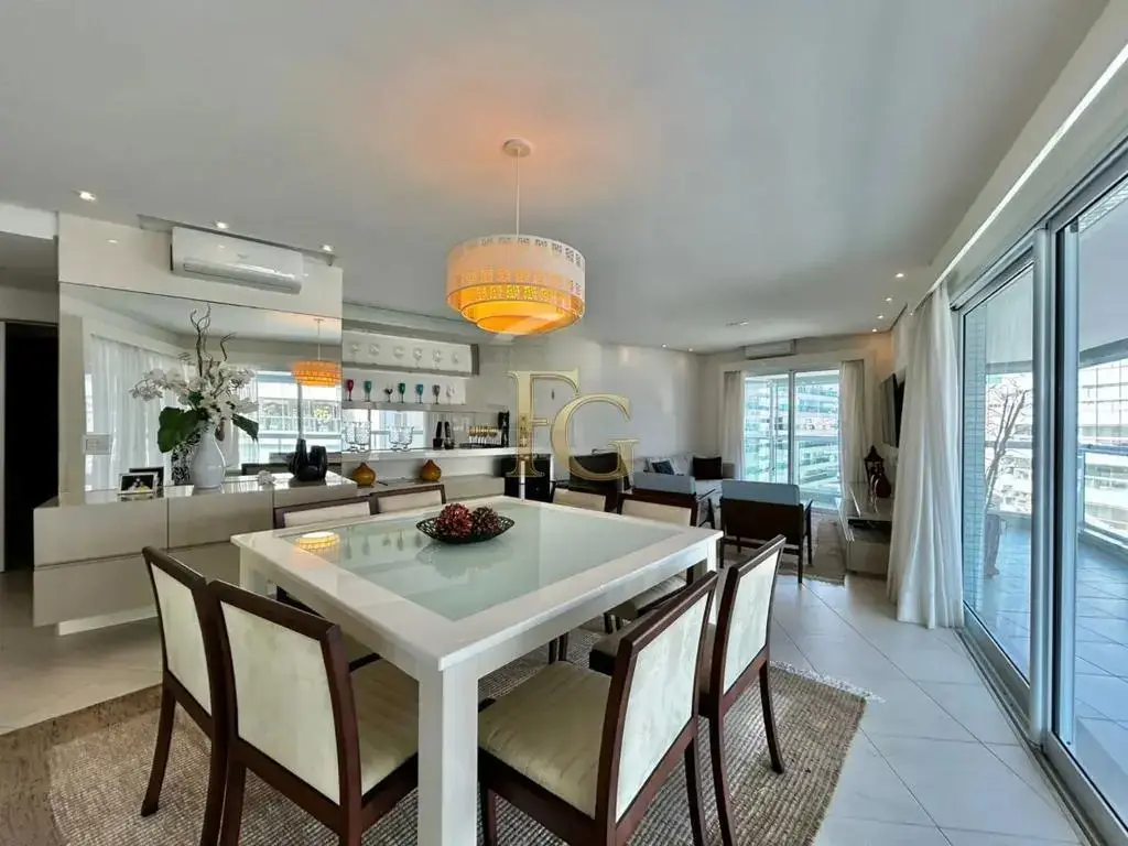 Apartamento de 4 dormitórios no Edifício Casa Grande, Módulo 08, Riviera de São Lourenço — foto 1