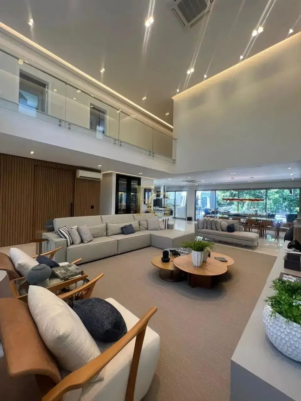 Casa de 6 suítes com 537 m², Módulo 12, Riviera de São Lourenço — foto 1