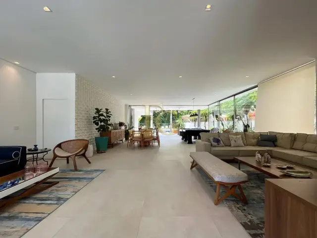 Casa de 7 suítes com 684 m², Módulo 12, Riviera de São Lourenço