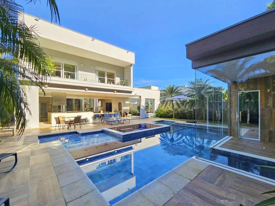 Casa de 6 suítes | Riviera Módulo 17, Riviera de São Lourenço — foto 1
