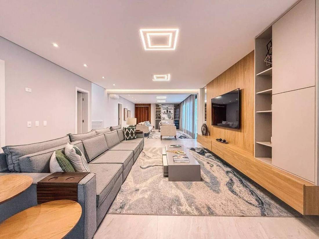 Casa de 7 suítes | Riviera Módulo 17, Riviera de São Lourenço — foto 1