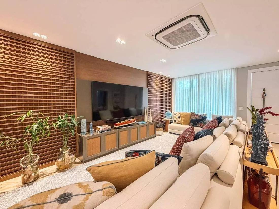 Casa de 8 suítes | Riviera Módulo 12, Riviera de São Lourenço — foto 1