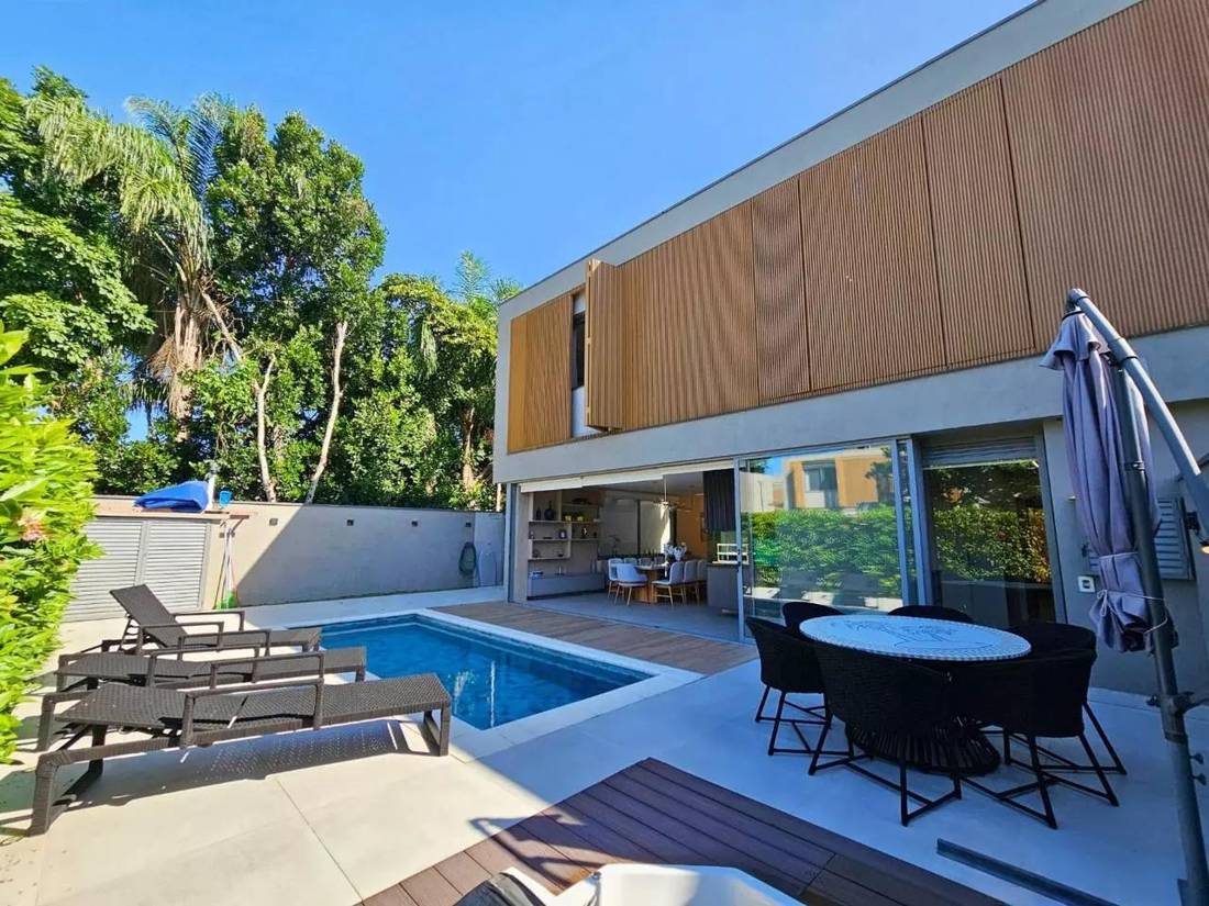 Casa de 4 suítes | Riviera Módulo 12, Riviera de São Lourenço — foto 1