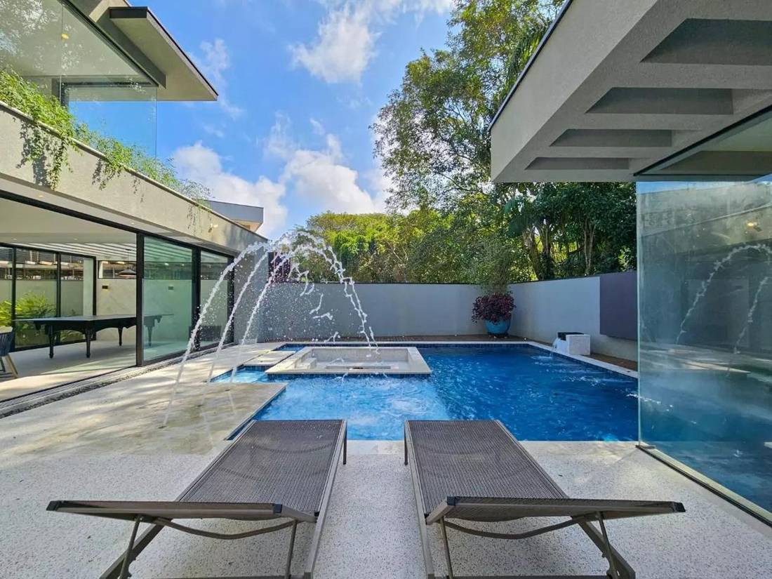 Casa de 5 suítes | Riviera Módulo 17, Riviera de São Lourenço — foto 1