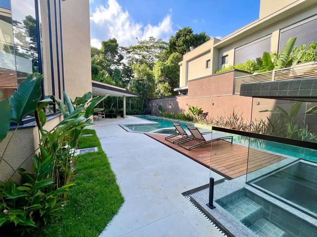 Casa de 7 suítes | Riviera Módulo 16, Riviera de São Lourenço — foto 1