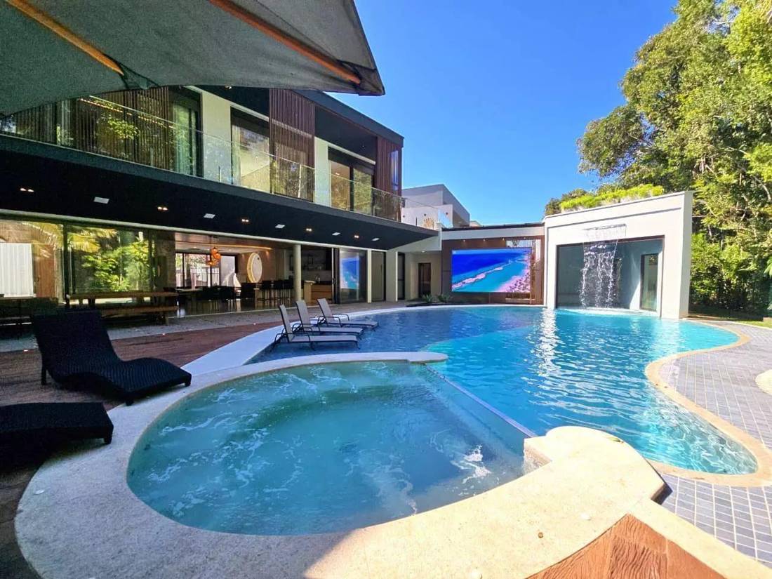 Casa de 5 suítes | Riviera Módulo 12, Riviera de São Lourenço — foto 1