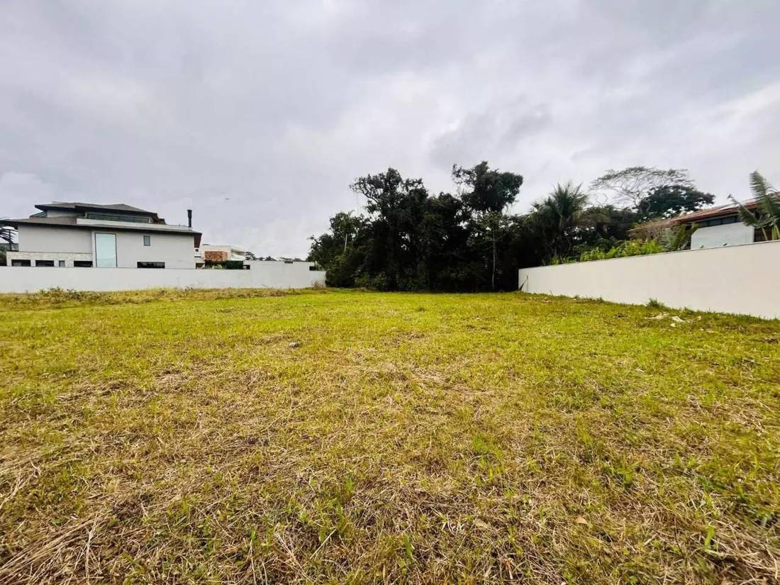 Terreno de 1.453 m² | Riviera Módulo 12, Riviera de São Lourenço — foto 1