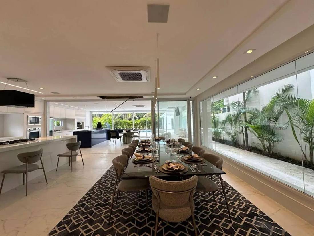 Casa de 6 suítes | Riviera Módulo 17, Riviera de São Lourenço — foto 1