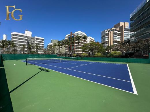 Quadra de tênis do clube compartilhado do Módulo 07, Riviera de São Lourenço